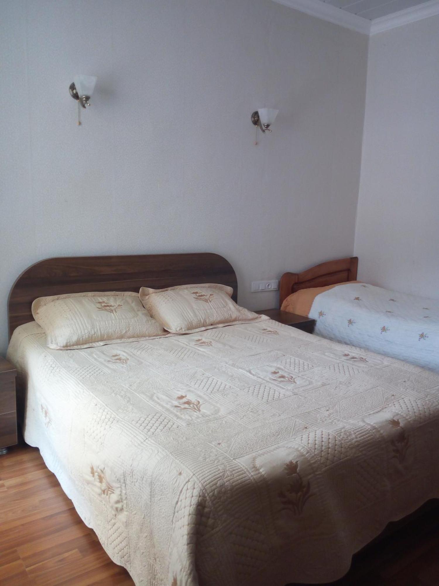 Small Guest House Kwariati Exterior foto