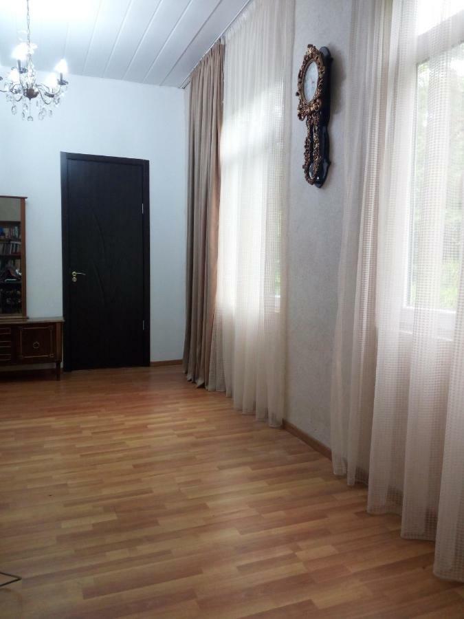 Small Guest House Kwariati Exterior foto